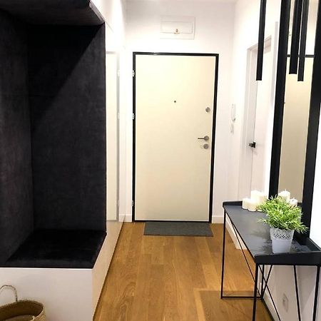 Apartaments Airport Okecie Premium Varsovia Exterior foto