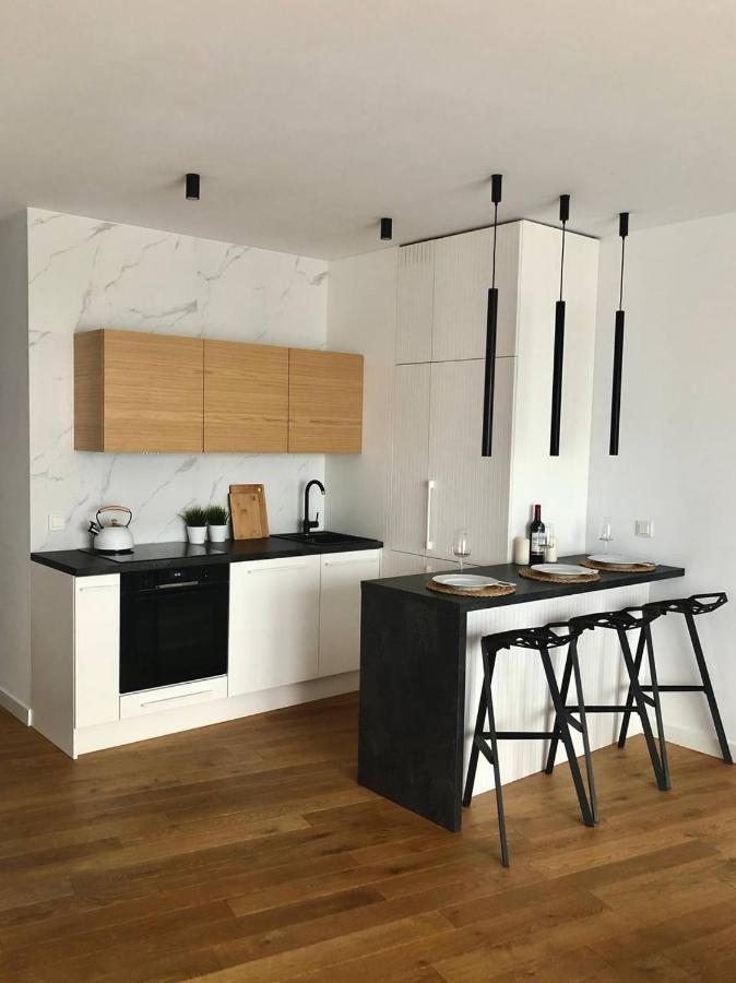 Apartaments Airport Okecie Premium Varsovia Exterior foto